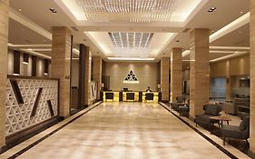 Pyramid Suites Hotel
